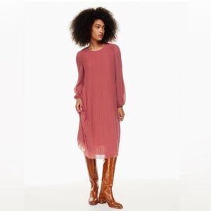 Aritzia Wilfred Daydreamer Midi Dress